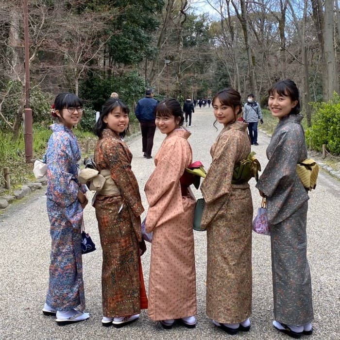 All Kimonos at the Same Price