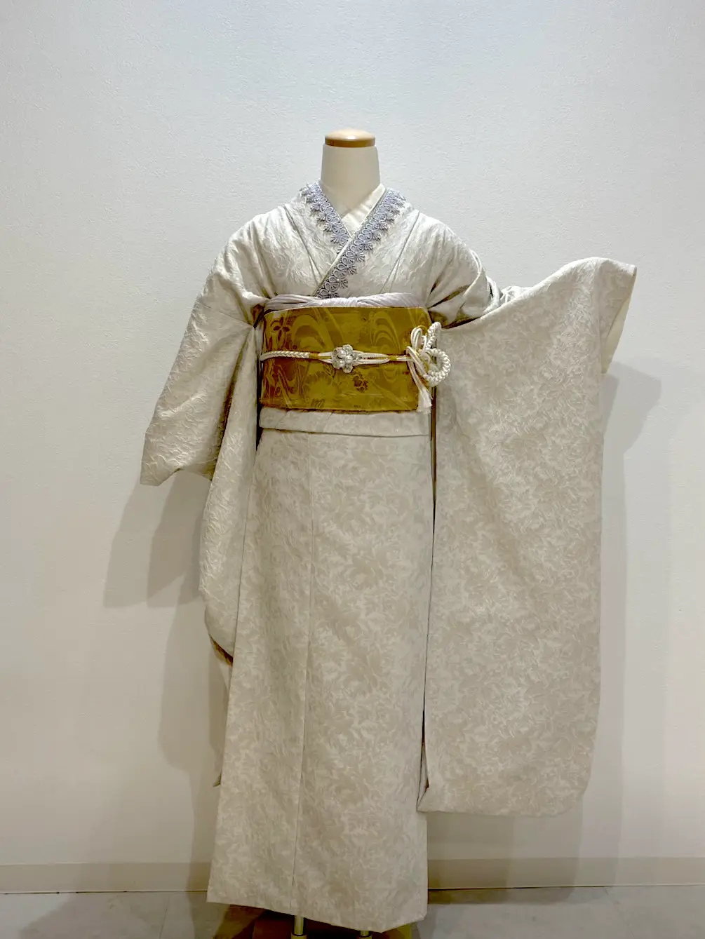 Rikawafuku Furisode Kimono