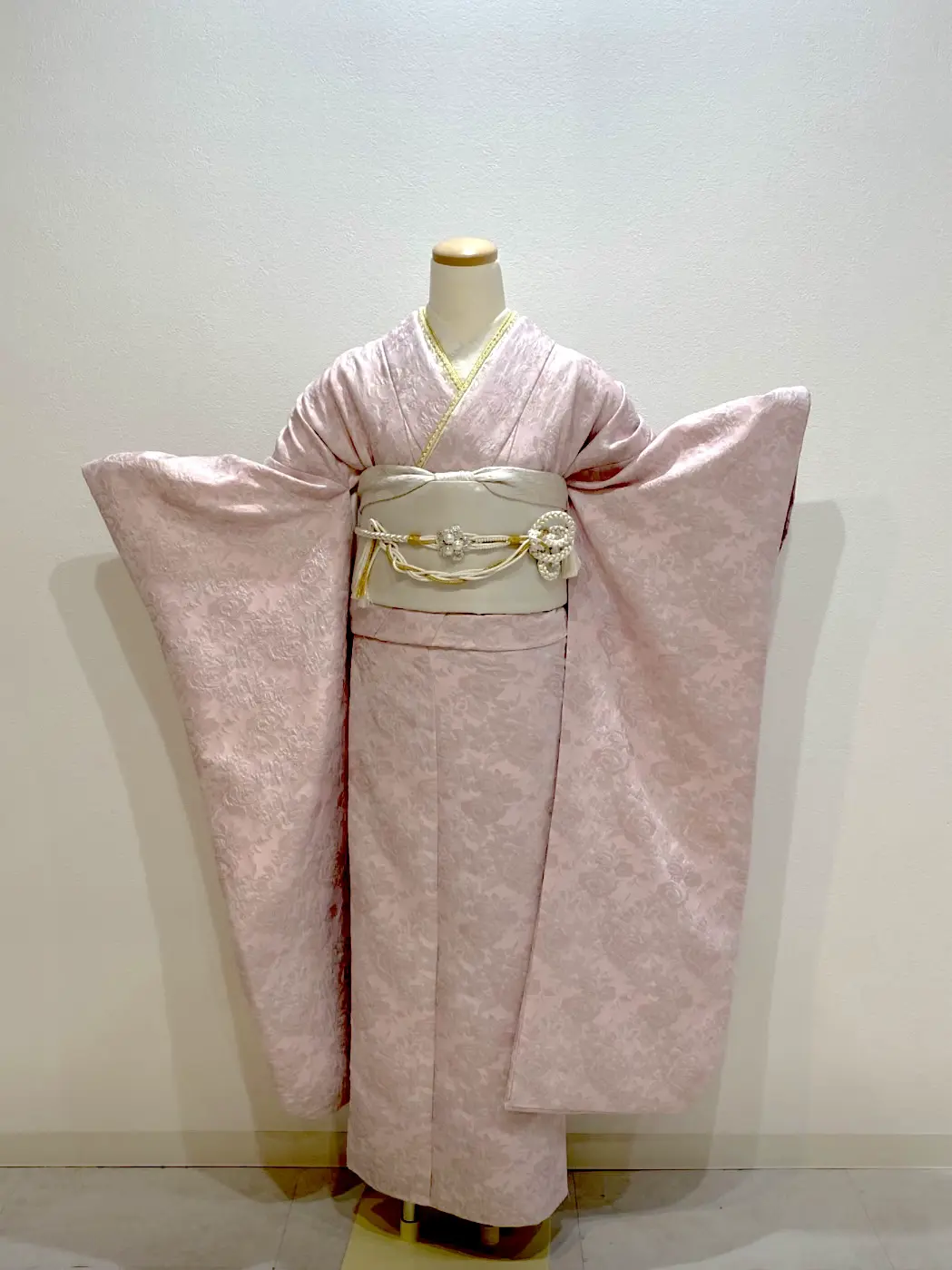 Rikawafuku Furisode Kimono