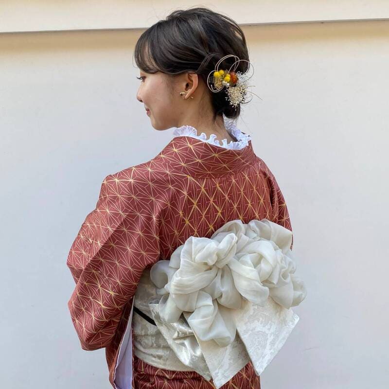Kimono Rental Accessory Option - Tulle Decoration