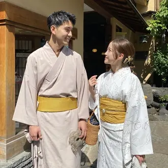 Kimono Rental for Couples in Asakusa Sightseeing