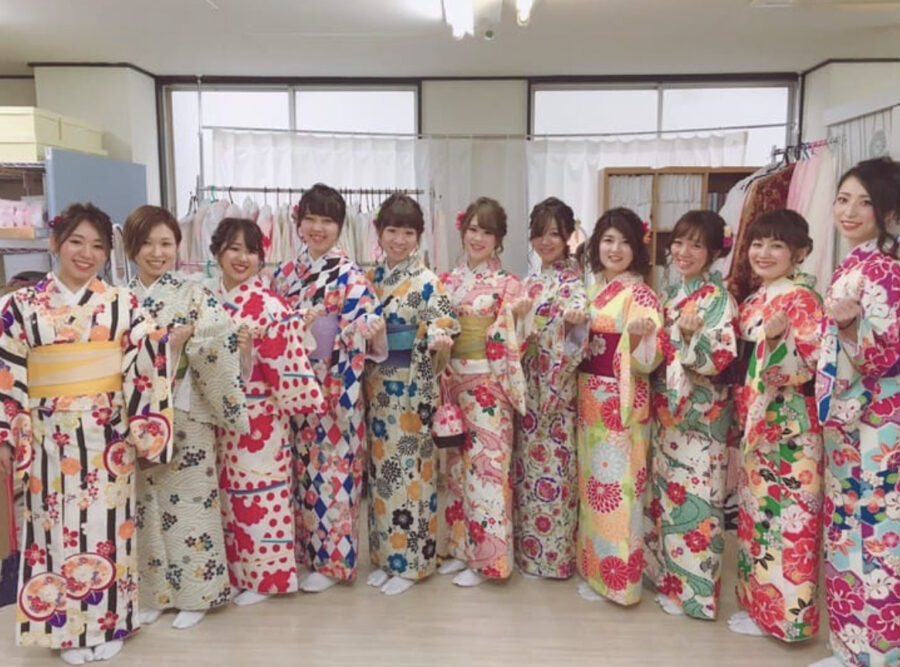 Looking for a larger size kimono/yukata rental in Asakusa or Kyoto, check out Rikawafuku!
