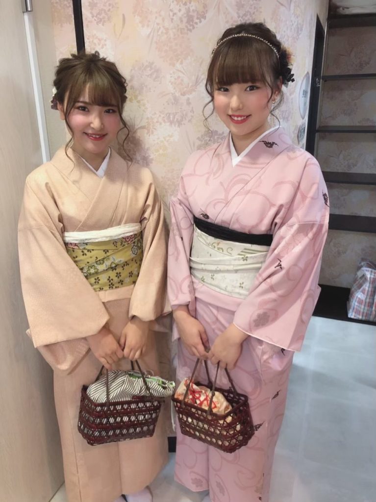 Spring kimono rental in Kyoto: cherry-blossom colours, floral patterns and styling tips