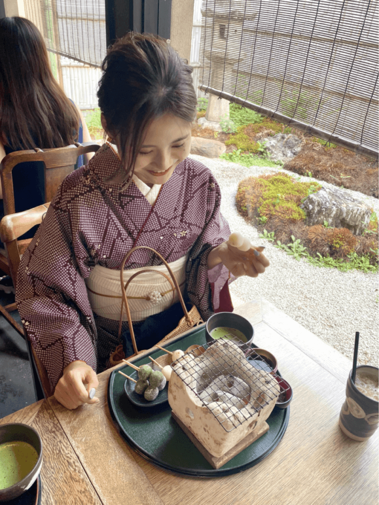 Wear antique kimono this autumn in Kyoto: 6 elegant Taisho-era rental looks to try