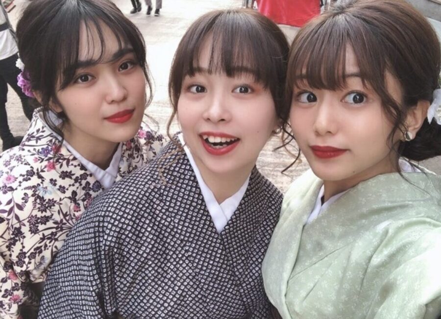 Asakusa Kimono Rental with Student Discount and Street Food!