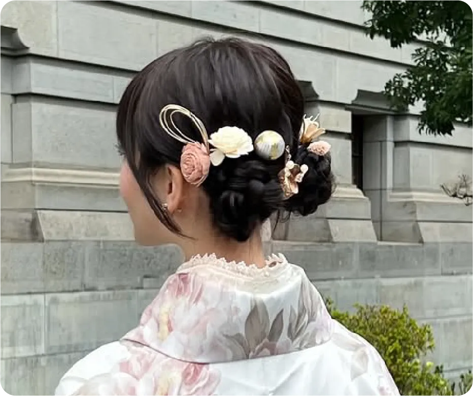 アップヘアのヘアセット例1