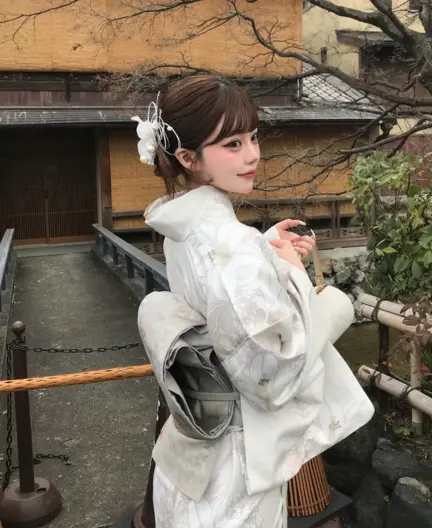 梨花和服のトレンドのワンホン着物コーデ！