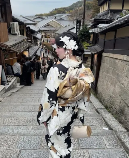 梨花和服のトレンドのワンホン着物コーデ！