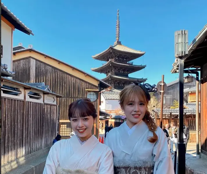 八坂の塔｜祇園店よりバスと徒歩で12分