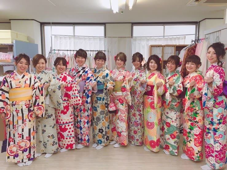 浅草、京都の着物・浴衣レンタルで大きいサイズをお探しなら梨花和服！