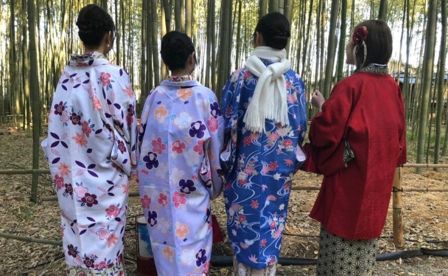 京都で着物レンタルをして学生旅行
