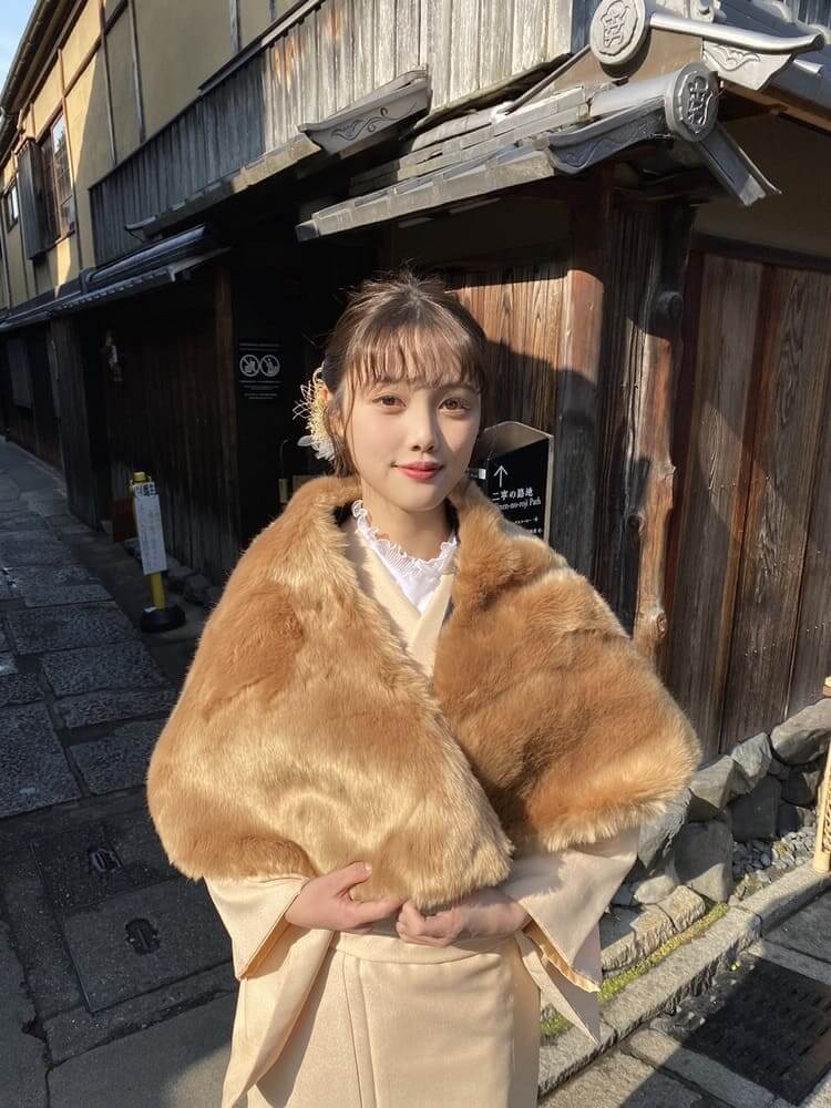 京都の冬の着物レンタルにぴったりなファーショールが入荷しました！