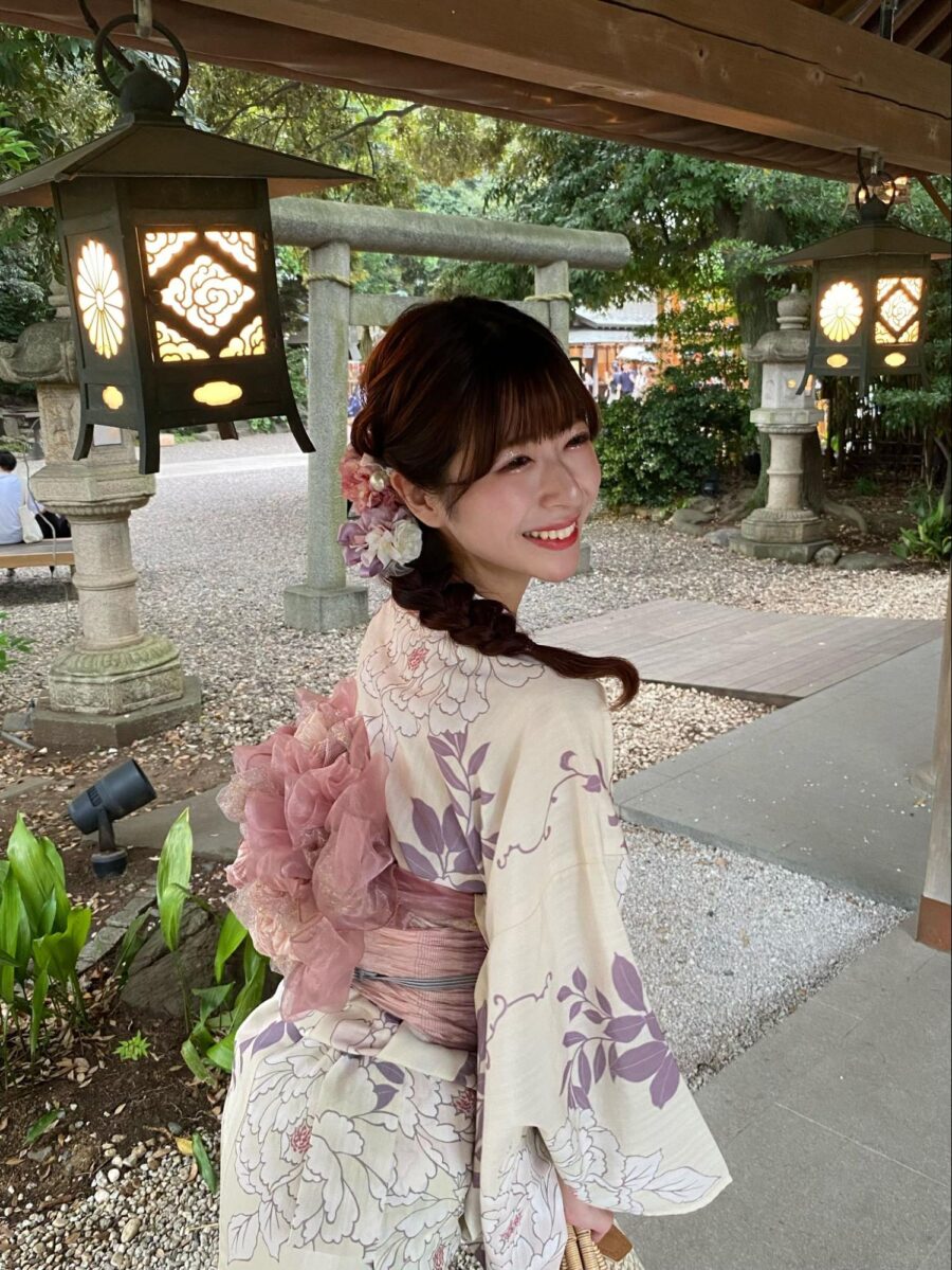 大正ロマン風の浴衣の着こなし術を浴衣レンタル梨花和服が解説