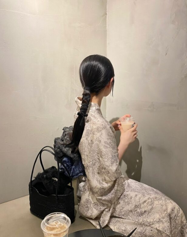 タイトヘアアレンジ｜シンプルで清潔感のある髪型