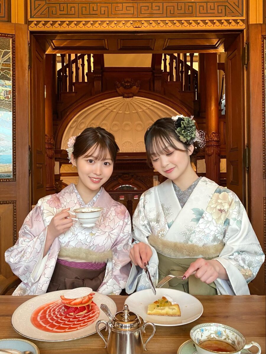 選ぶ色で印象180度変わる?!袴コーデの組み方、力説しちゃいます🔥📝