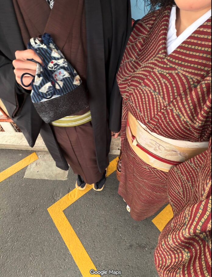 朝ドラをテーマに渋めな着物でカップルコーデ