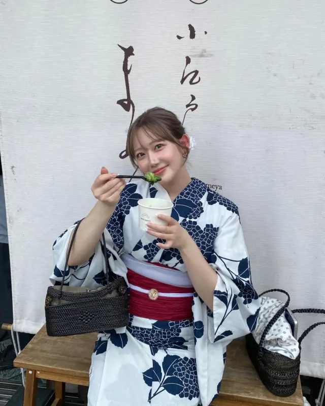 ⁡
甘さを抑えて、青の大人っぽさを選んでみた✨🩵

自分らしさはそのままで、少しだけ大人っぽくなれちゃう寒色系浴衣🫶🏻
⁡
オプションのチュールや帯締めでも可愛くも大人っぽくもなれちゃう🫧🌻
________________________𓈒𓂂❁
⁡
みんなの素敵なコーデも教えて📸
⁡
➡︎ @rikawafuku
➡︎ @rikawafuku_album
⁡
アカウントタグ付けして投稿してみてね🫶🏻✨
⁡
________________________𓈒𓂂❁
⁡
⁡
⁡
📍梨花和服 浅草店
東京都台東区雷門２丁目１６−９ HULIC＆New雷門 ６Ｆ
⁡
最終受付時間15:30
最終返却時間17:30
※最終返却時間の17:30を1分でも過ぎると10分毎に1000円/人の延長料金が発生致しますのでご了承ください。
⁡
⁡
浅草店➡︎
　東京メトロ銀座線「浅草駅」徒歩𝟛分
　都営浅草線「浅草駅」𝟛分
⁡
⁡
________________________𓈒𓂂❁
⁡
⁡
❃ おすすめプラン ❃
着物ヘアセットプラン
(草履も込み！梨花和服ではどのプランでも選び放題👘!!)
⁡
❃ Recommend Plan ❃
Kimono hair set plan
(Includes zori sandals.You can choose any plan as much as you want at rikawafuku👘)
⁡
❃推薦方案❃
和服髮型設計方案
（附送涼鞋。有了梨花和服，你可以選擇任何你想要的方案👘)
⁡
❃ 추천 플랜 ❃
기모노 헤어 세트 플랜
(신발 포함！이화 일본옷에서는 어떤 플랜에서도 선택 무제한👘!!)
⁡
________________________𓈒𓂂❁
⁡
⁡
❃ ご予約について ❃
予約はWebから24時間可能◎
前日まで変更・キャンセルも無料です📝
⁡
❃ About Reservations ❃
Reservations can be made from Website to 24hours ◎
English available 
⁡
❃ 關於預約 ❃
可透過網站預約24小時◎
中文支援
⁡
✤ 예약 정보 ✤
예약은 𝐻𝑃에서 24시간 가능◎
전날까지 변경・캔슬도 무료입니다📝
⁡
________________________𓈒𓂂❁
⁡
⁡
⁡
皆様のご予約お待ちしております🕊
⁡
⁡
⁡
#梨花和服 #浅草着物レンタル #浅草デート #기모노 #기모노체험 #기모노렌탈 #유카타#和服體驗 #浴衣 #wafuku #furisode #yukata #kimono