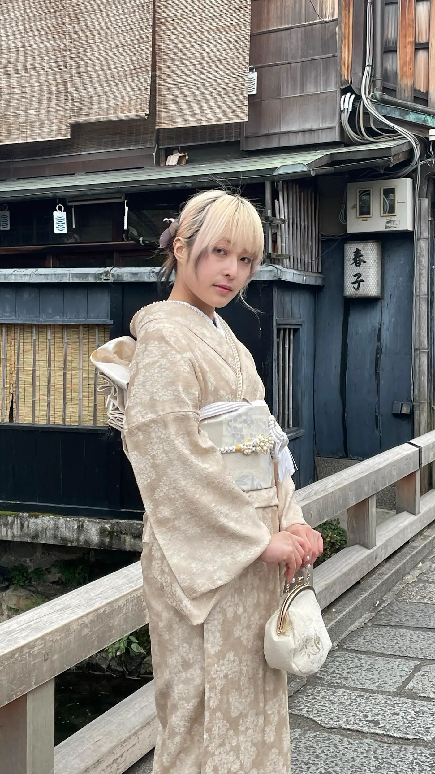 全白亮眼的不敗經典穿搭‼︎不論是誰都能秒變甜美小仙女♡