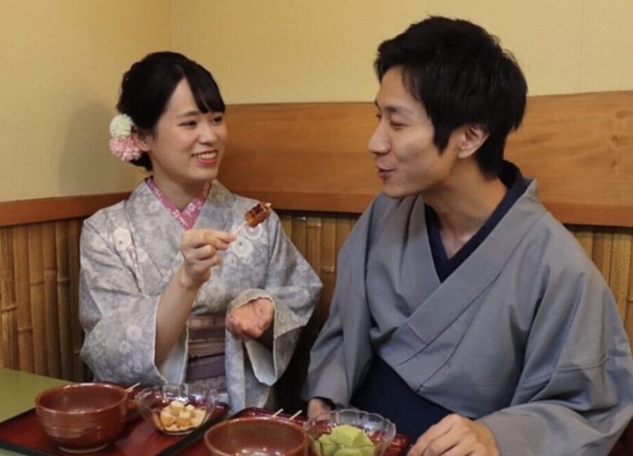 情侶在祇園租借和服，暢遊京都觀光！